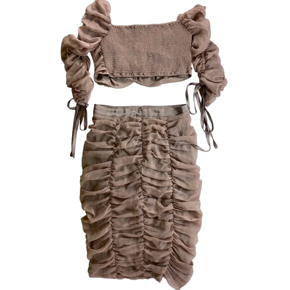 Sexy Ruched Two-Piece Beige Set Crop Top & High-Waisted‎ Skirt Fashion Nova XL - Picture 2 of 9